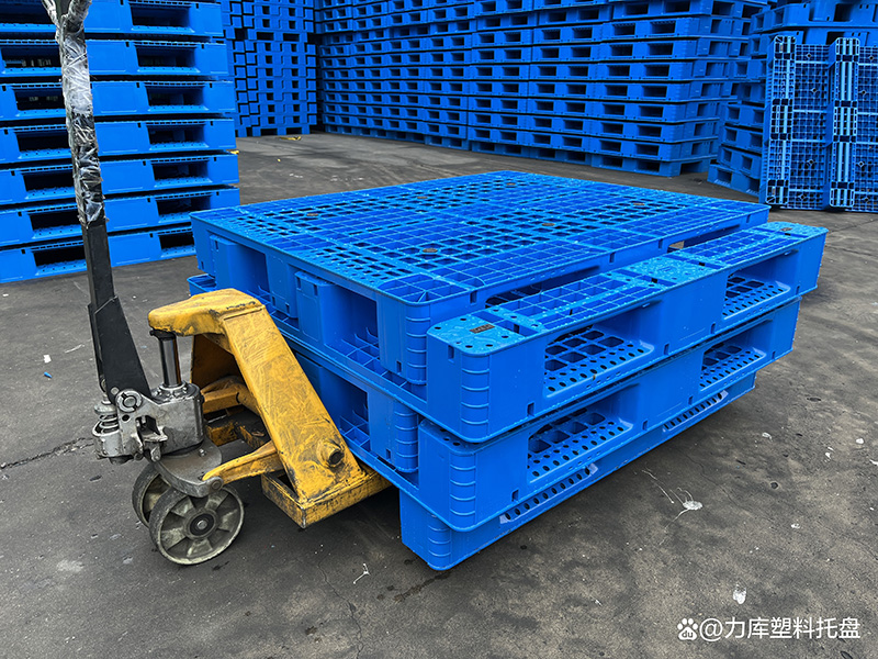 內行人告訴你:塑料托盤的幾個優點!